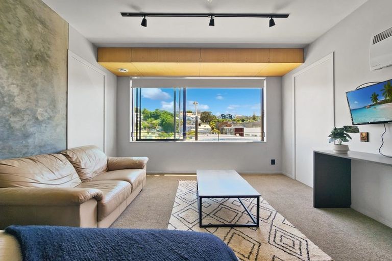 Photo of property in Vedado Apartments, 102/41 Hopper Street, Mount Cook, Wellington, 6011