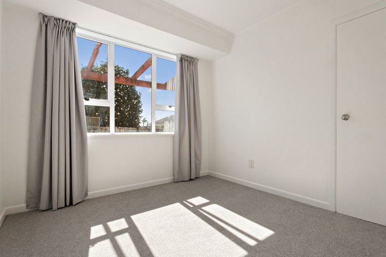 Photo of property in 5a Kauri Drive, Waiuku, 2123