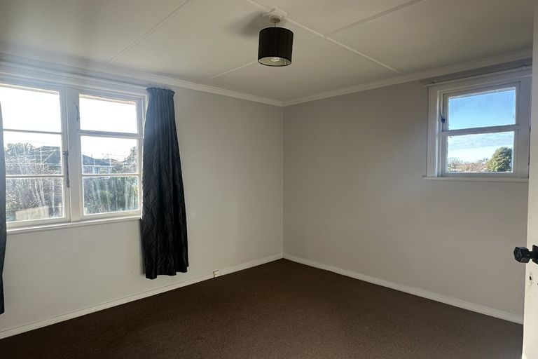 Photo of property in 1 Tweedy Street, Marchwiel, Timaru, 7910