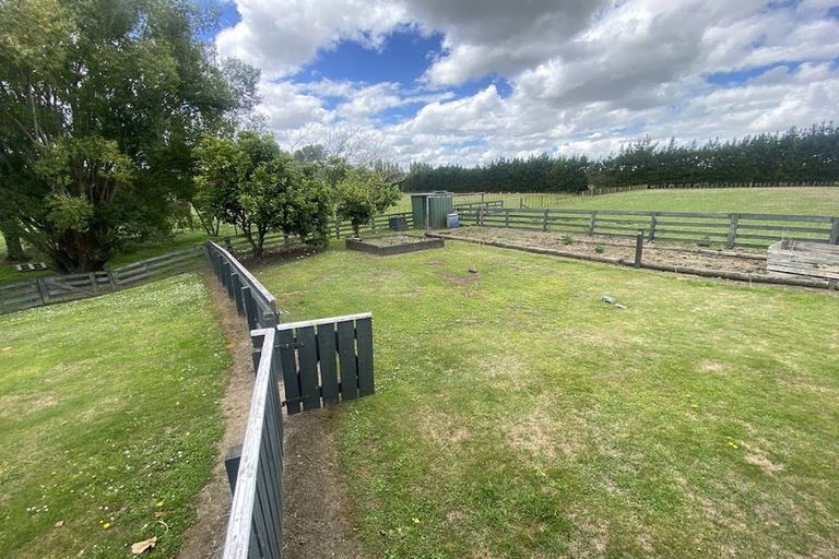 Photo of property in 2510 State Highway 2, Waipukurau, 4281