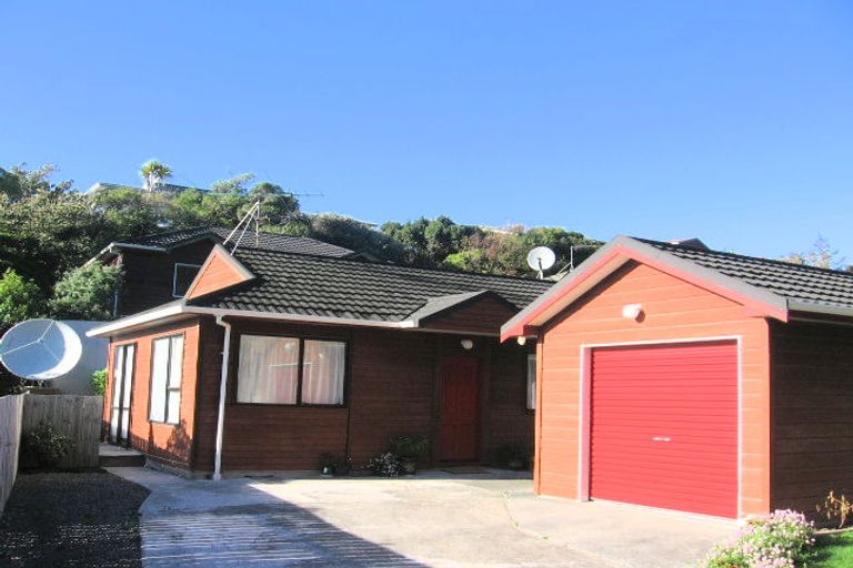 Photo of property in 88 Middleton Road, Churton Park, Wellington, 6037