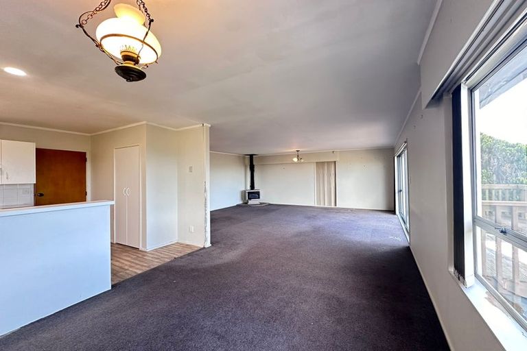Photo of property in 63 Haseler Crescent, Howick, Auckland, 2014