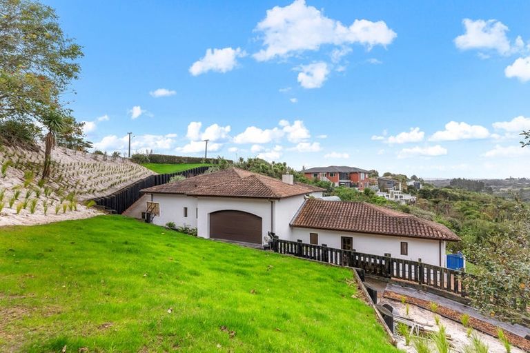 Photo of property in 157 Point View Drive, East Tamaki Heights, Auckland, 2016