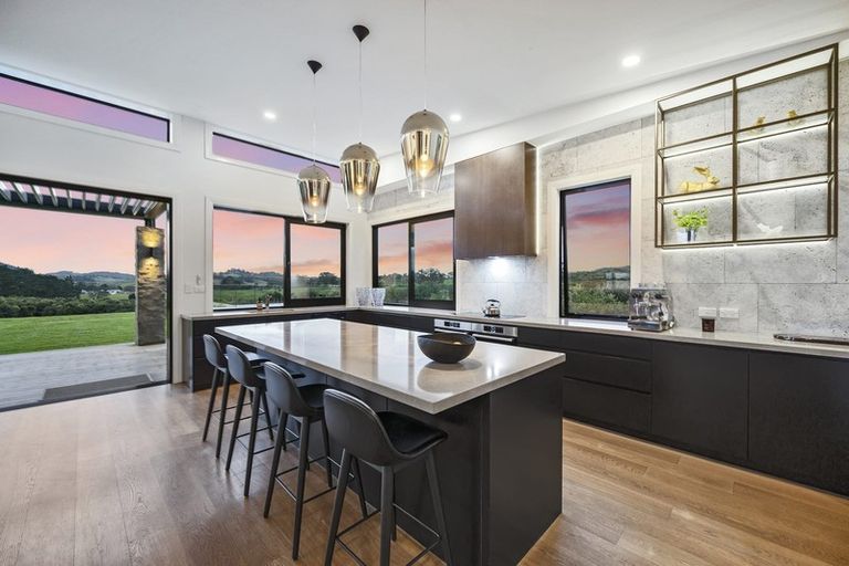 Photo of property in 458 Whitehills Road, Waitoki, Silverdale, 0994
