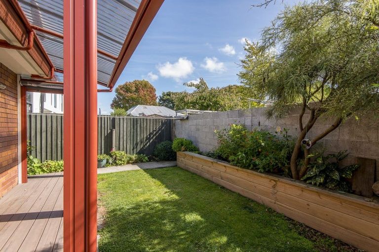 Photo of property in 45a Woodville Street, Edgeware, Christchurch, 8013