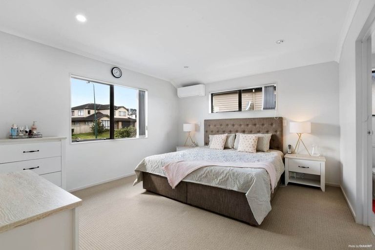 Photo of property in 34 Amaretto Avenue, Flat Bush, Auckland, 2019