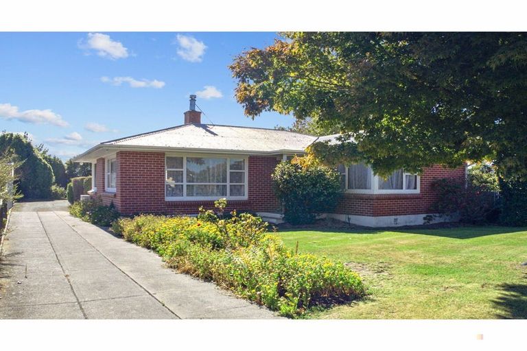Photo of property in 2 Grace Street, Waimate, 7924