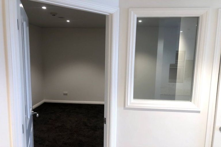 Photo of property in 3/8 Rugby Road, Birkenhead, Auckland, 0626
