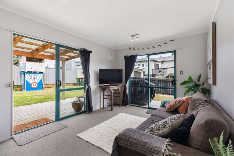 Photo of property in 33a Helvetia Road, Pukekohe, 2120