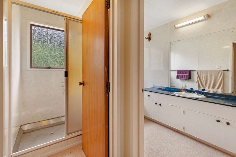 Photo of property in 9 Marshall Road, Hunterville, 4730