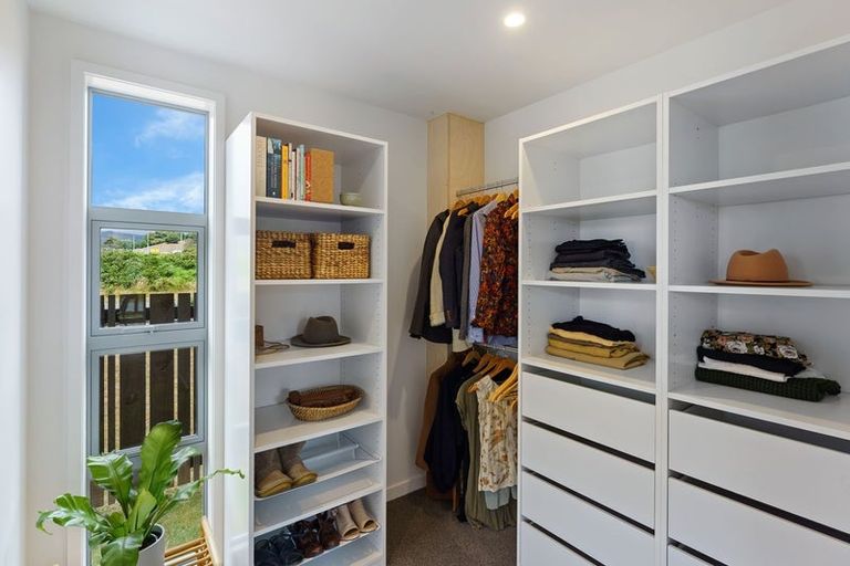 Photo of property in 4 Mirek Street, Waikanae, 5036