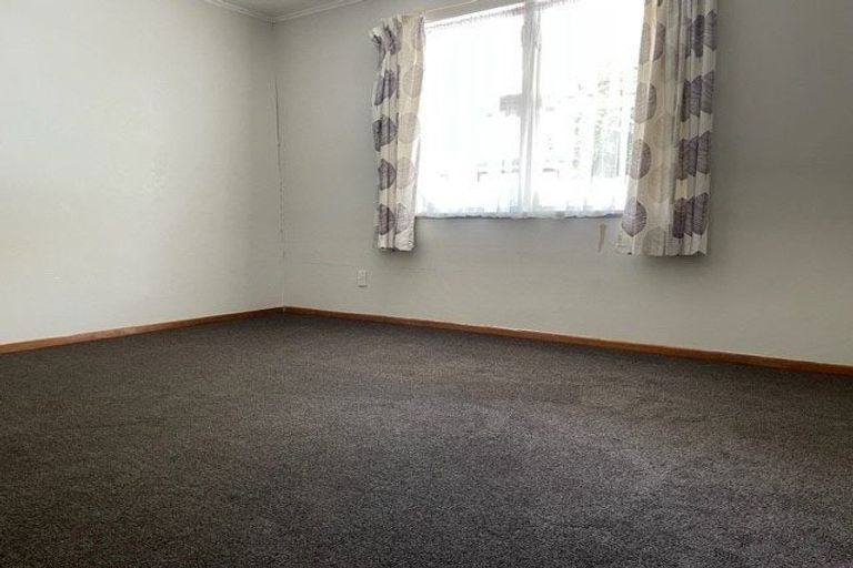 Photo of property in 437 Featherston Street, Palmerston North, 4414