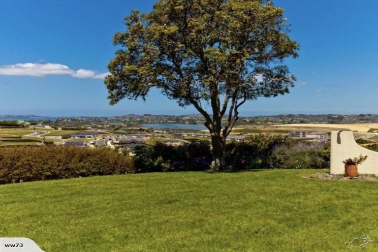 Photo of property in 250 West Hoe Heights, Orewa, 0931
