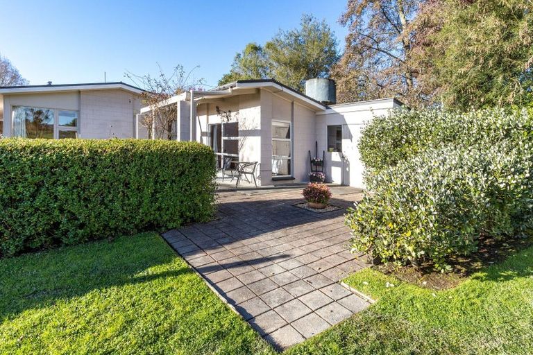 Photo of property in 33 Ribbonwood Road, Geraldine Downs, Geraldine, 7991