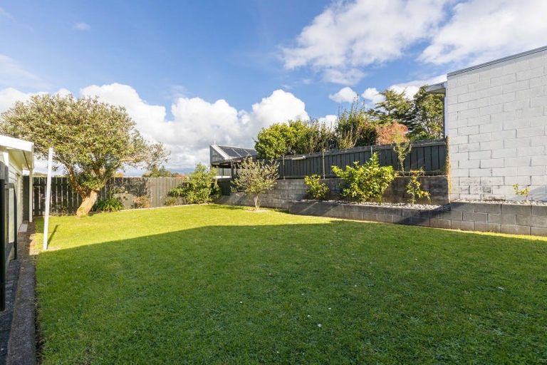 Photo of property in 38 Trelawney Crescent, Westown, New Plymouth, 4310