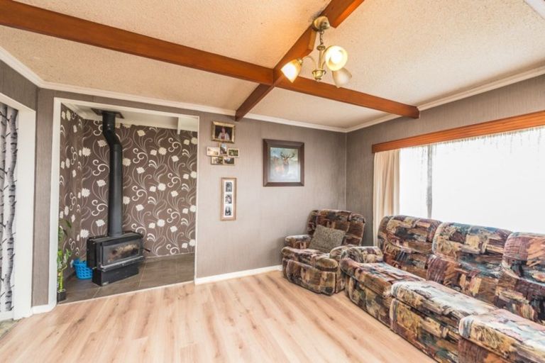 Photo of property in 85 Puriri Street, Hawera, 4610