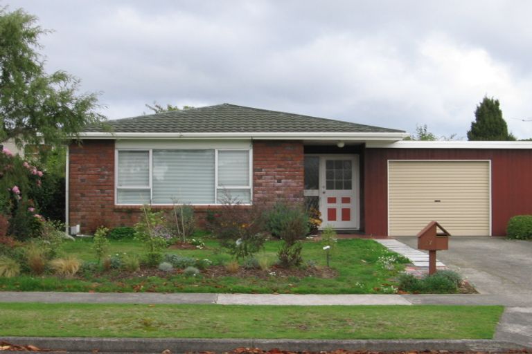 Photo of property in 17a Andrew Street, Waikanae, 5036