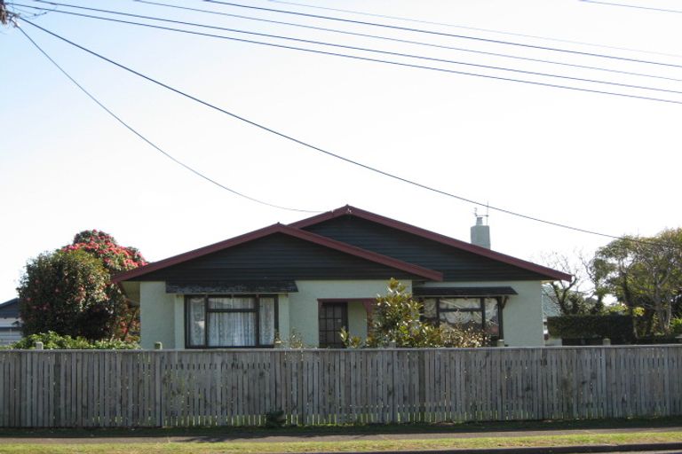 Photo of property in 14 Sanders Avenue, Westown, New Plymouth, 4310