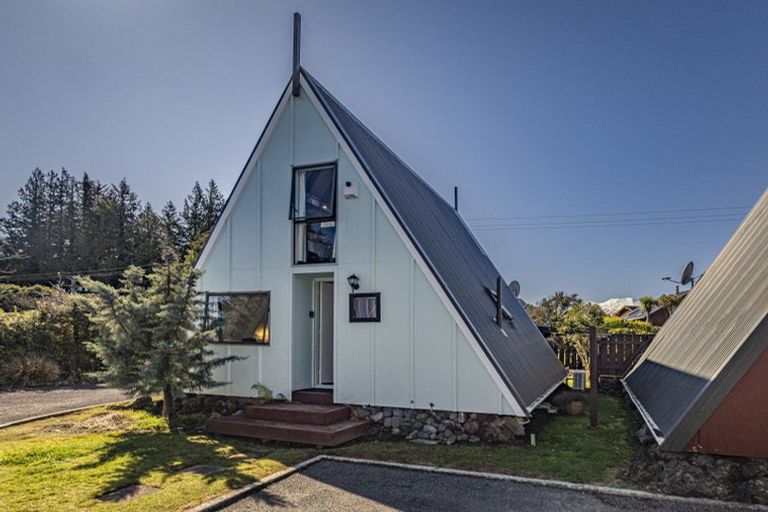 Photo of property in 16 Shannon Street, Ohakune, 4625