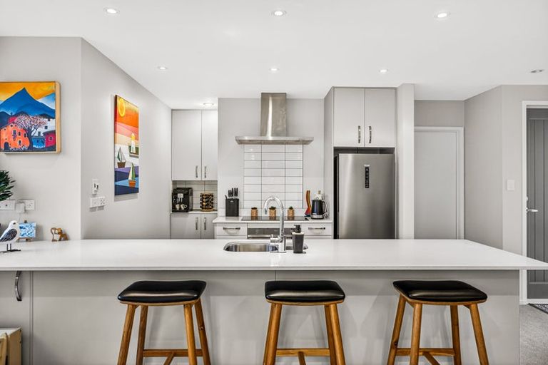 Photo of property in 28a Inverness Road, Browns Bay, Auckland, 0630