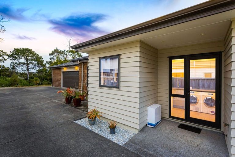 Photo of property in 60 Pohutukawa Parade, Riverhead, 0820