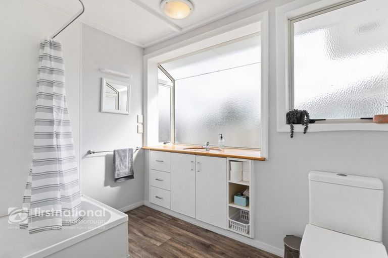 Photo of property in 25 Brewer Street, Blenheim, 7201