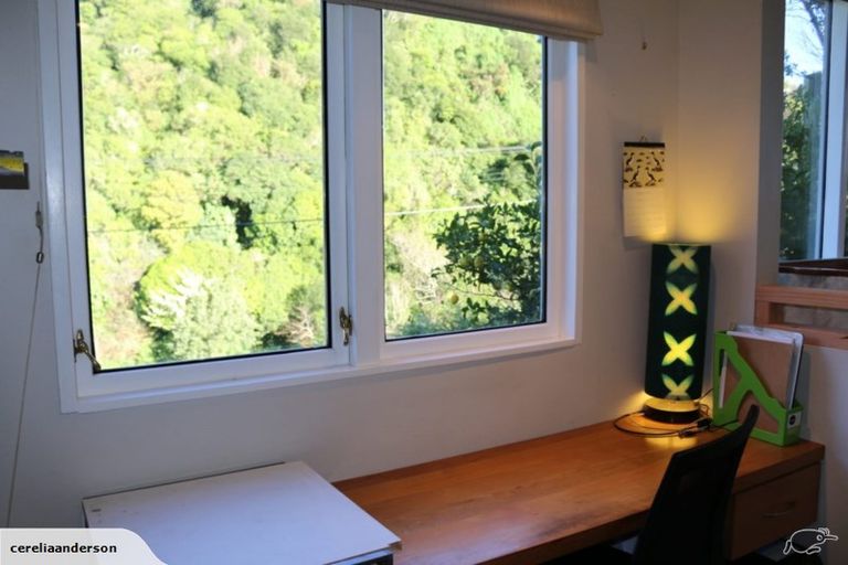 Photo of property in 46 Curtis Street, Northland, Wellington, 6012