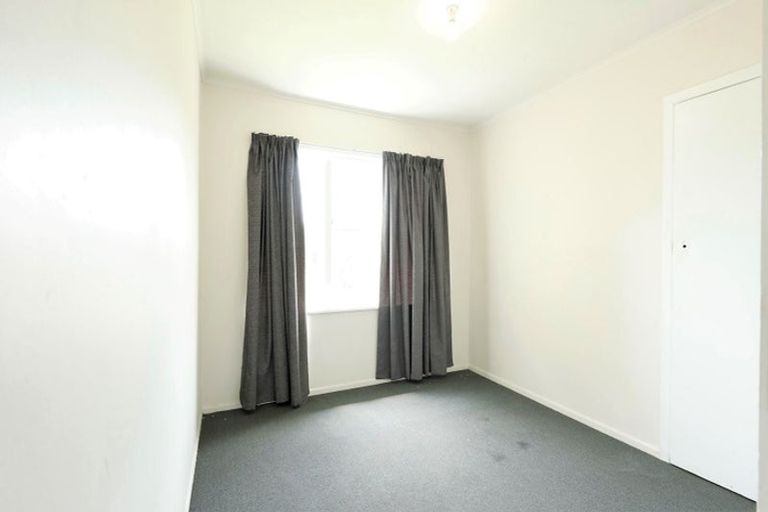 Photo of property in 27 Takanini Road, Takanini, 2112