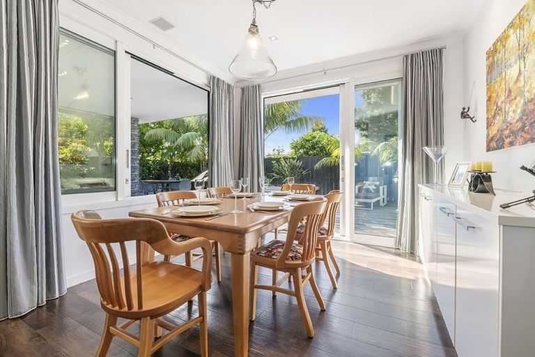 Photo of property in 76a Ladies Mile, Manly, Whangaparaoa, 0930