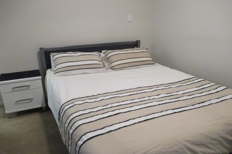 Photo of property in Urbane Apartments, 26/29 Webb Street, Mount Cook, Wellington, 6011