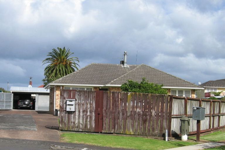 Photo of property in 9 Shamrock Lane, Te Atatu Peninsula, Auckland, 0610