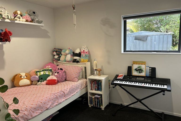 Photo of property in 41 Melba Street, Beach Haven, Auckland, 0626