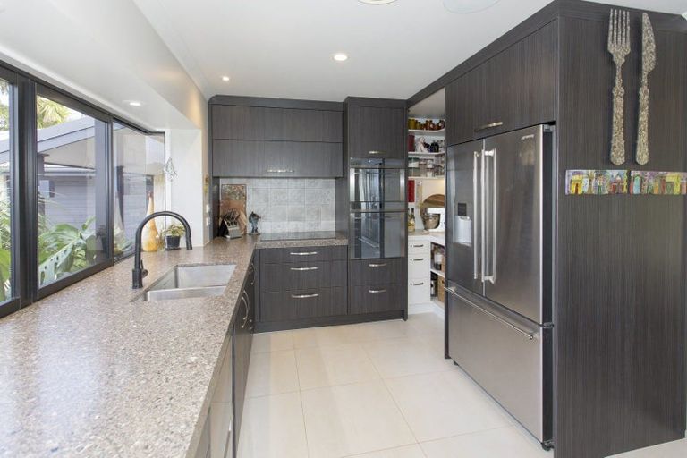 Photo of property in 36 Ripiro Drive, Baylys Beach, Dargaville, 0377