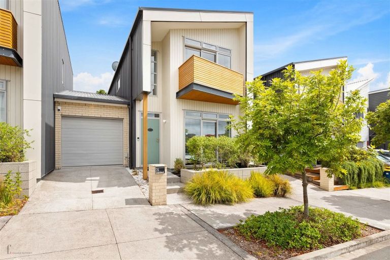 Photo of property in 20 Teal Way, Hobsonville, Auckland, 0616