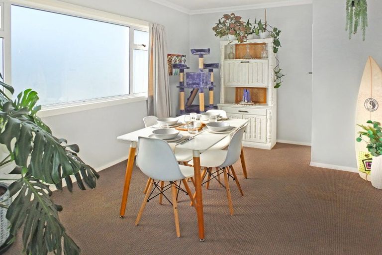 Photo of property in 5 Huia Street, Foxton Beach, Foxton, 4815