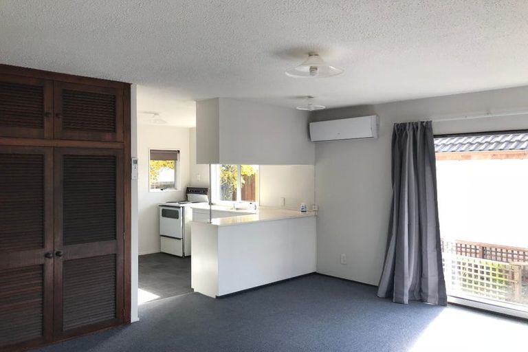 Photo of property in 3/181 Springs Road, Hornby, Christchurch, 8042