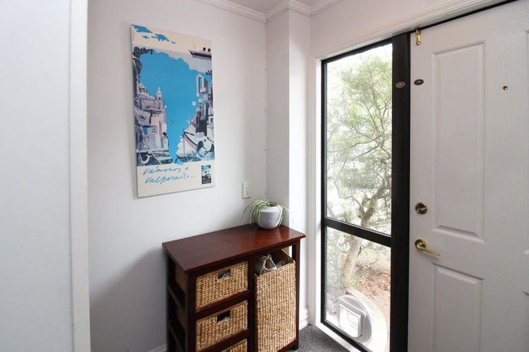 Photo of property in 10/162u Aro Street, Aro Valley, Wellington, 6021