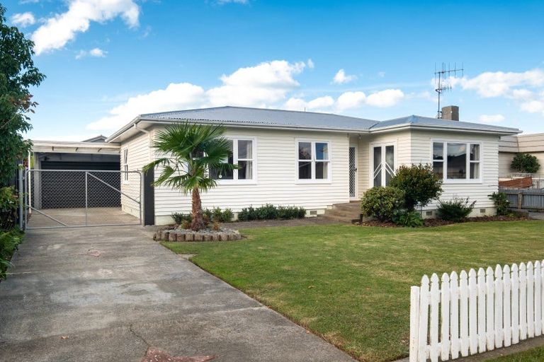 Photo of property in 2a Hinton Road, Taradale, Napier, 4112