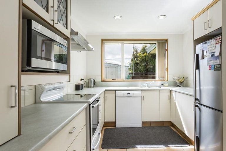 Photo of property in 28 Silverstream Drive, Mosgiel, 9024
