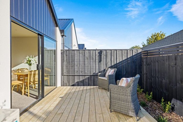 Photo of property in 2/388 Hereford Street, Linwood, Christchurch, 8011