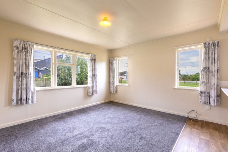 Photo of property in 8 Dundas Street, Porangahau, 4291