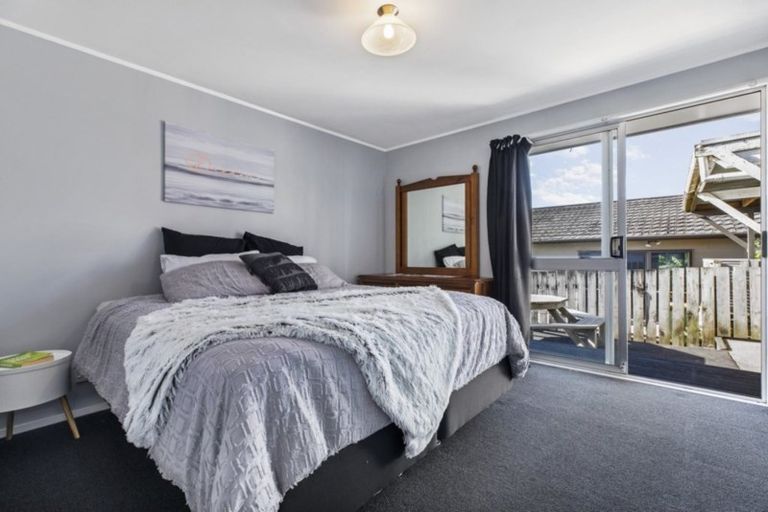 Photo of property in 24a/3 Waimumu Road, Massey, Auckland, 0614