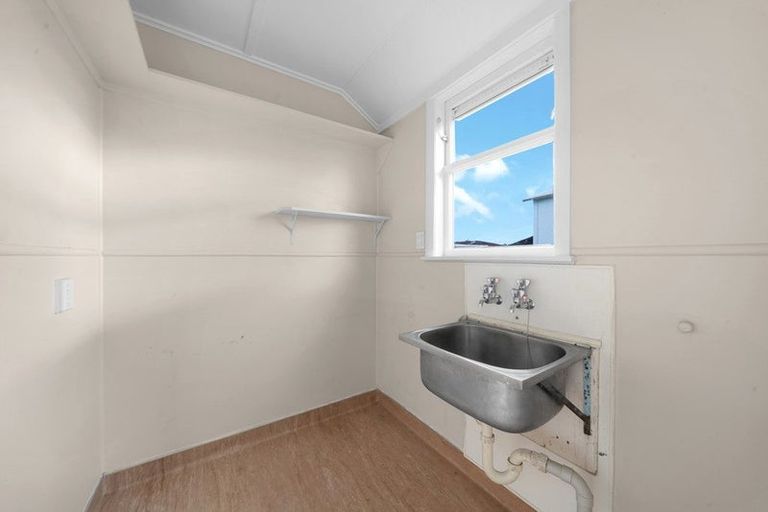 Photo of property in 16 Angus Street, Otara, Auckland, 2023