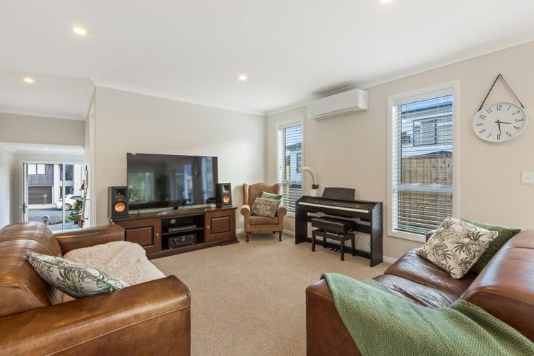 Photo of property in 140 Godfrey Drive, Orewa, 0931