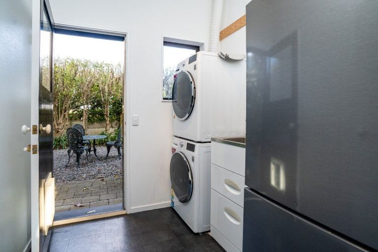 Photo of property in 17 Butavas Street, Khandallah, Wellington, 6035