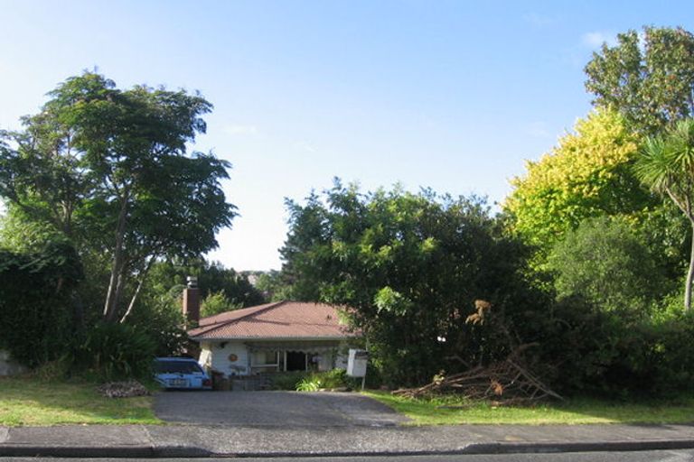 Photo of property in 4 Mountbatten Avenue, Hillcrest, Auckland, 0627