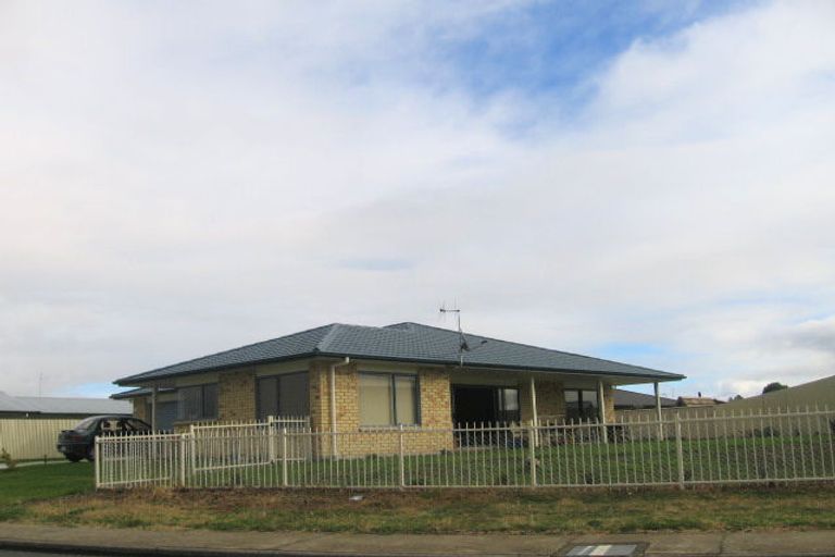 Photo of property in 74 Kirkwood Road, Flaxmere, Hastings, 4120