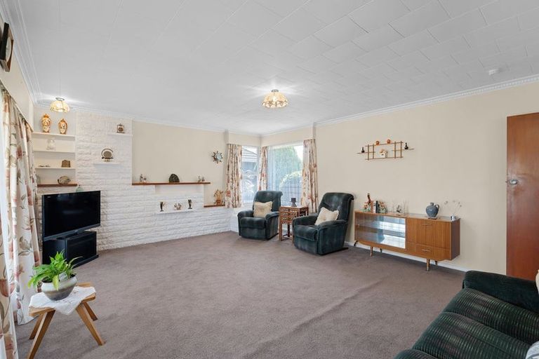 Photo of property in 146 Springs Road, Hornby, Christchurch, 8042