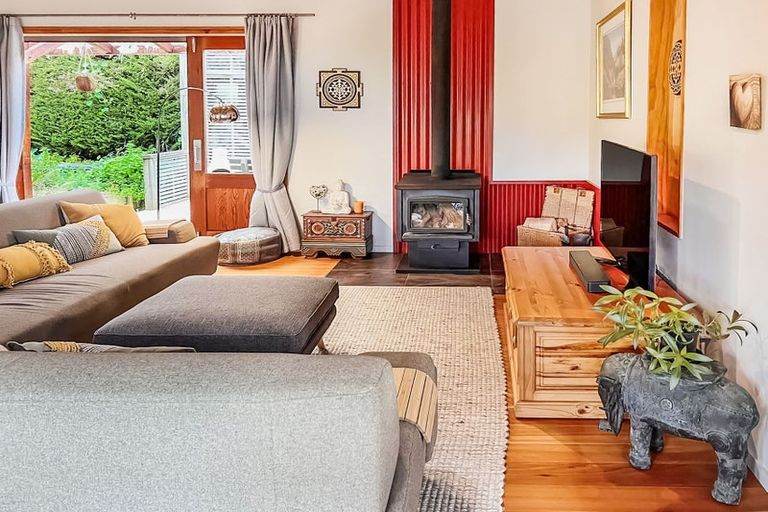 Photo of property in 13a Te Ra Crescent, Diamond Harbour, 8972