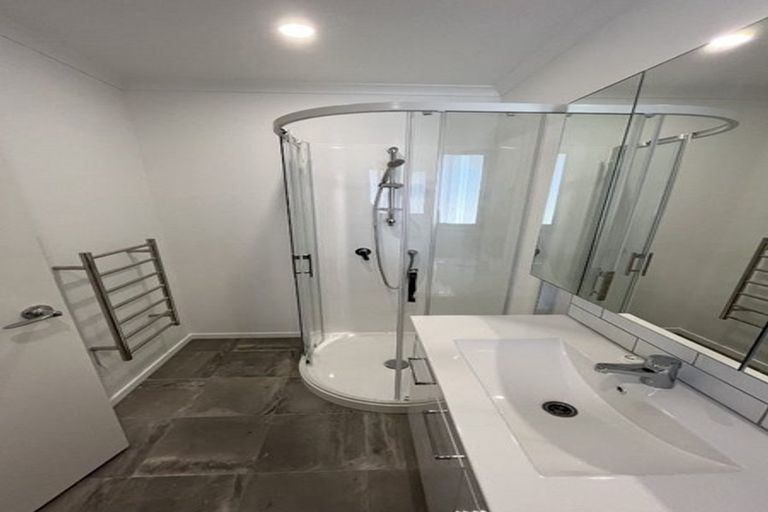 Photo of property in 39 Ngae Place, Mangere East, Auckland, 2024